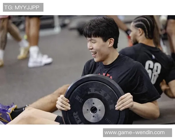 杨瀚森谈球队增重要求:我自然发展觉得自己挺好 杨瀚森谈球队增重要求:我自然发展觉得自己挺好