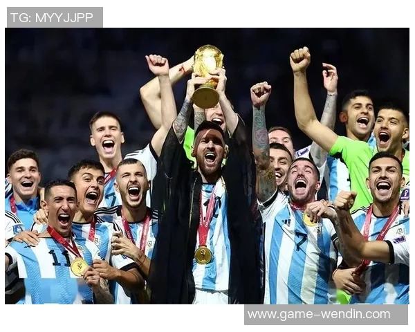 德保罗晒世界杯夺冠三周年纪念照身披球网叼雪茄感慨一切都值得