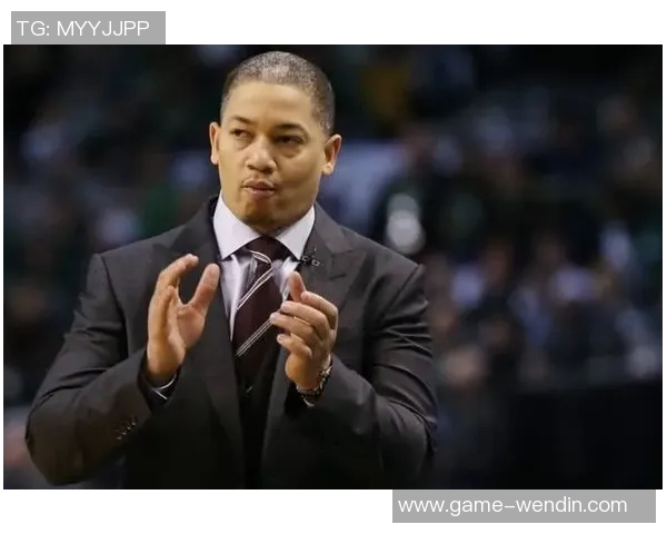 新赛季球队策略转变卢指导强调围绕明星球员构建体系 新赛季球队策略转变卢指导强调围绕明星球员构建体系