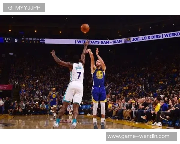 韦尔表现出色进化为小文班全场17投9中三分球命中率高达50贡献24分10篮板